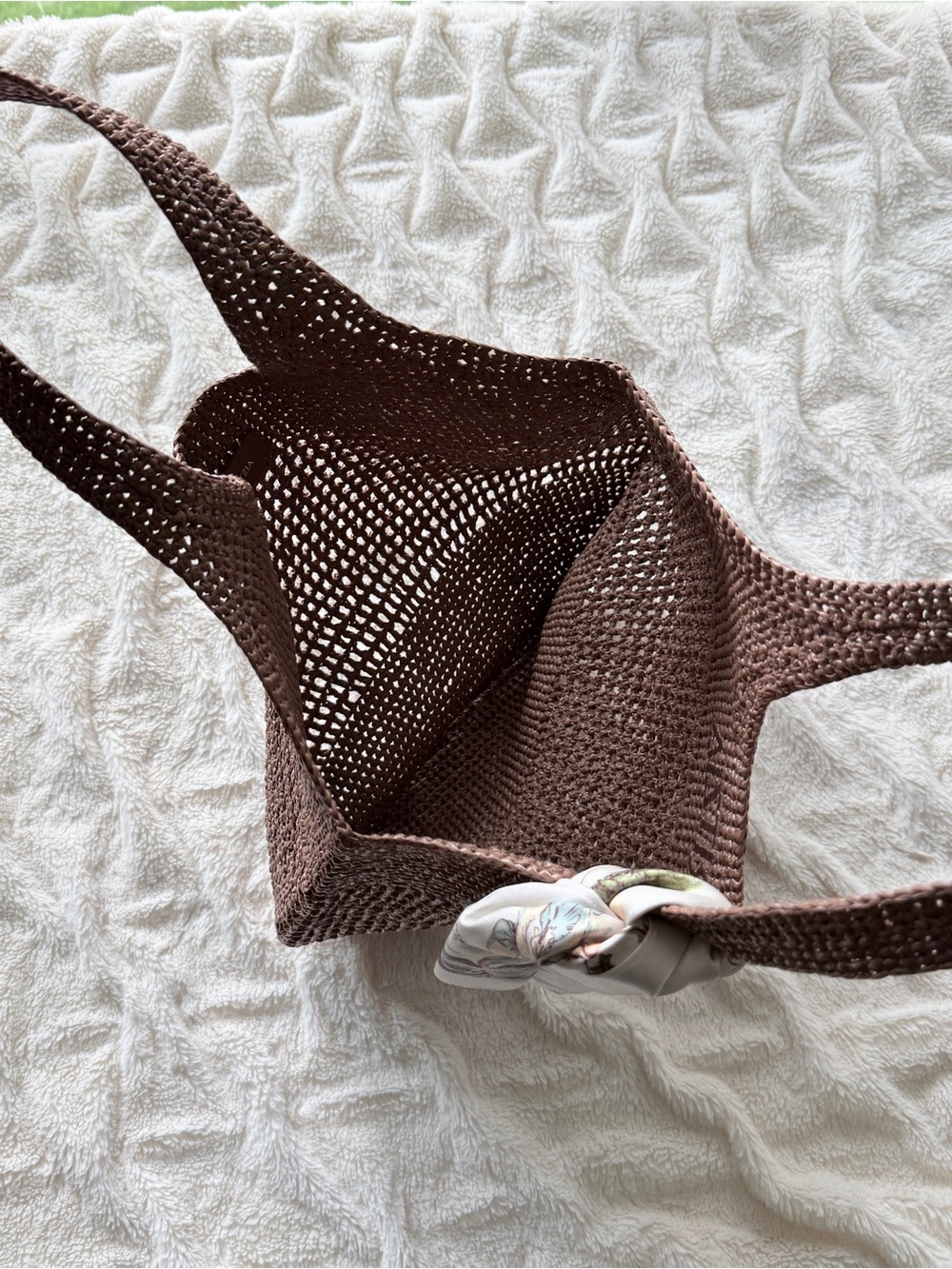 Aritzia Awayday Tote Brown Crochet Raffia Bag + Floral Silk Scarf - Picture 4 of 9